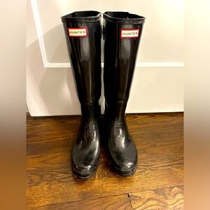 Hunter Huntress Glossy Black Rain Boots 10
